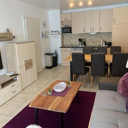 Alm-lodge Ski-inski-out Апартаменты *